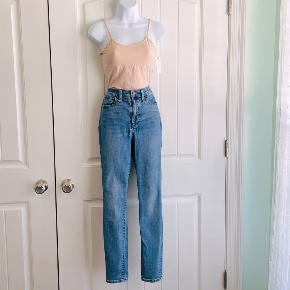 Madewell 10” High Rise RoadTripper Skinny Jeans Medium Wash Blue in EUC Sz 28 R